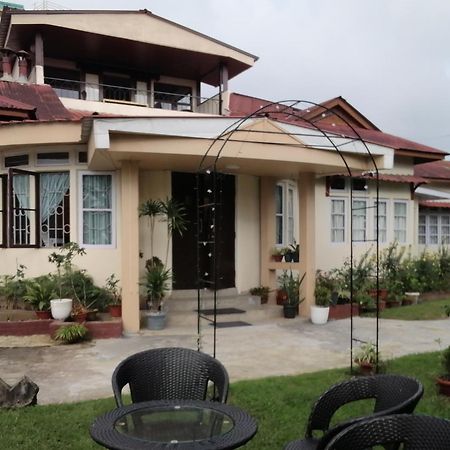 Montevideo Boutique Homestay Shillong Exteriör bild
